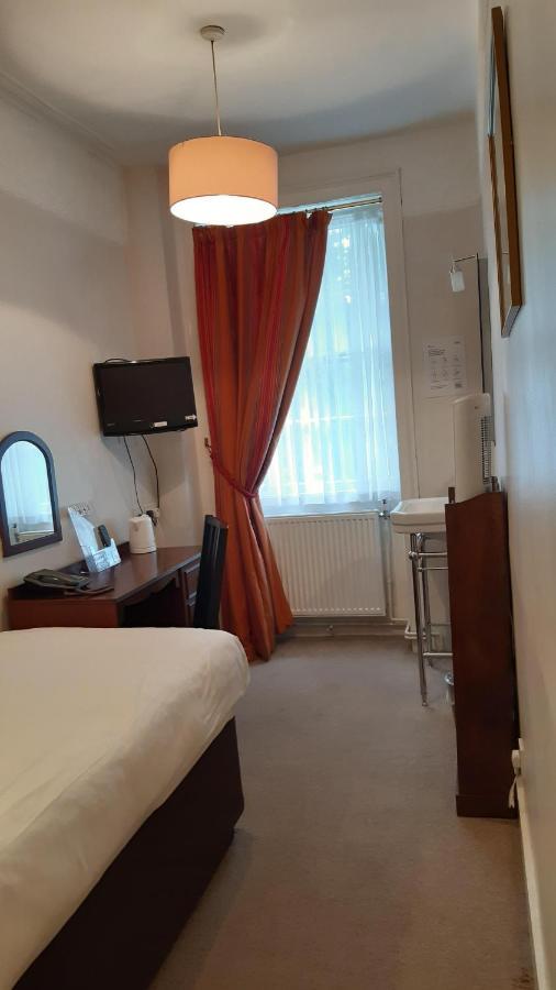 Crescent Hotel London Kültér fotó